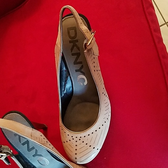 Shoes - Picture 3 of 5